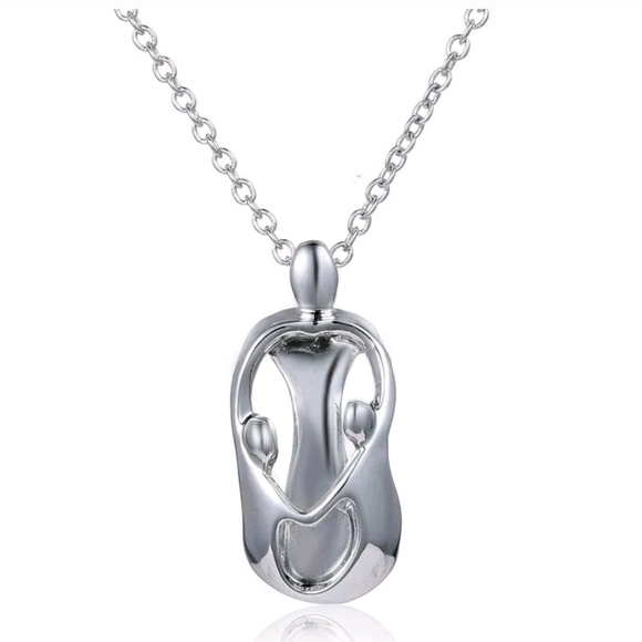 Jewelry - Mother and Two Children Necklace